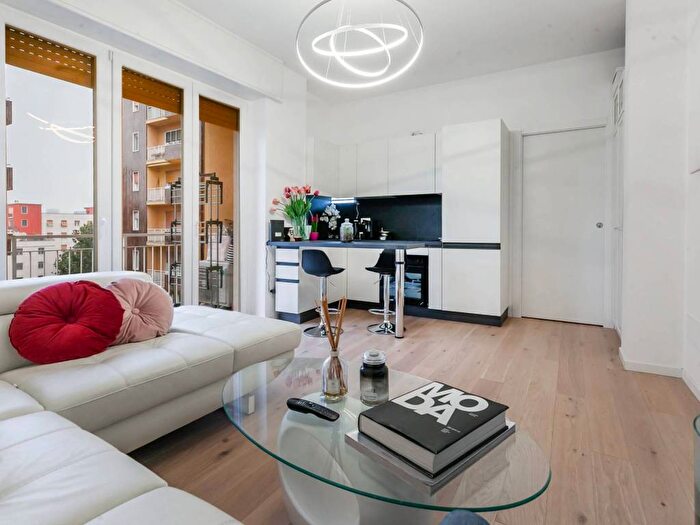 Appartamento bilocale in affitto in Via Giovanni Keplero, Maggiolina, Milano