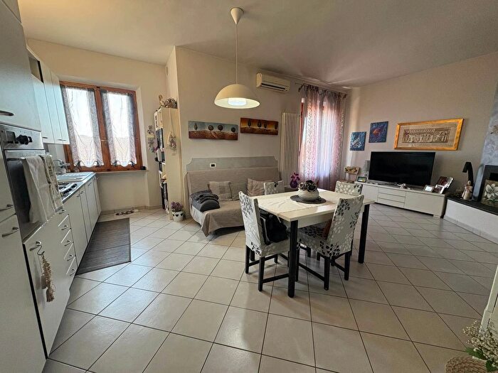 Appartamento quadrilocale in vendita in Via II Giugno a Certaldo Firenze, Certaldo