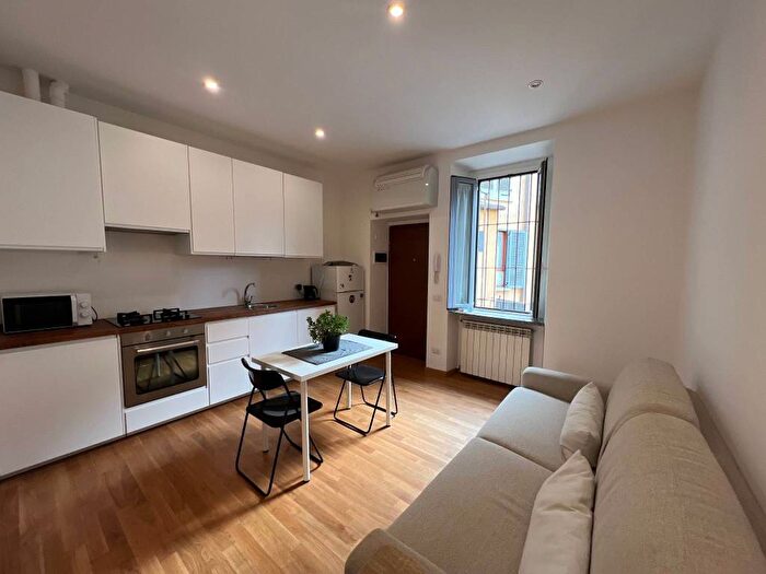 Appartamento bilocale in affitto in Via Rosolino Pilo, Porta Venezia, Milano