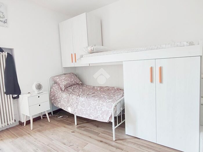 Appartamento trilocale in affitto in Via San Bernardino, Bergamo