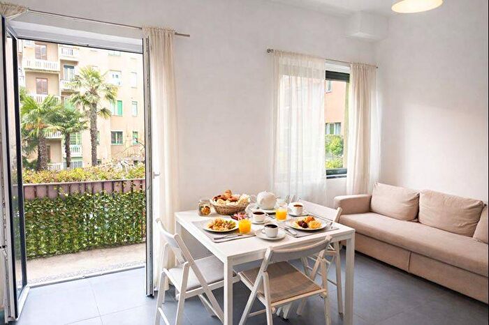 Appartamento bilocale in affitto in Via Baldassare Longhena, Corvetto, Milano