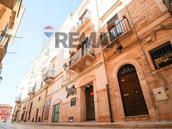 Casa con 7 locali in vendita in Corso Umberto I, Toritto