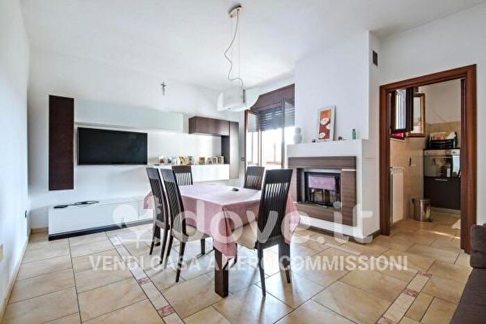 Casa trilocale in vendita in Via Enrico Toti, Oria