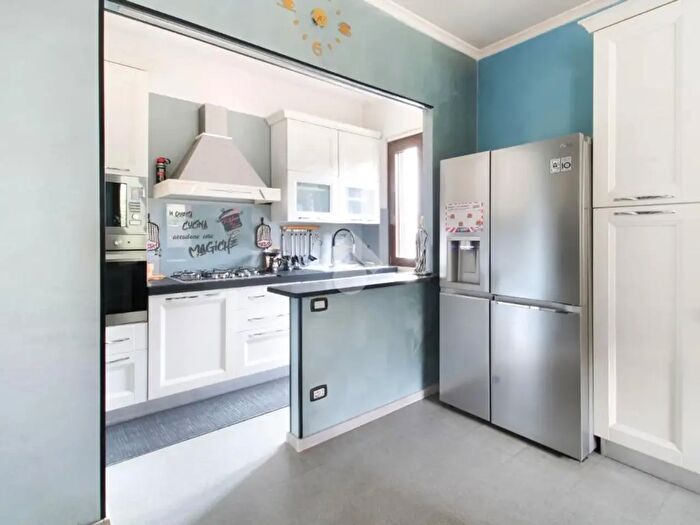 Case in Vendita e in Affitto - 3