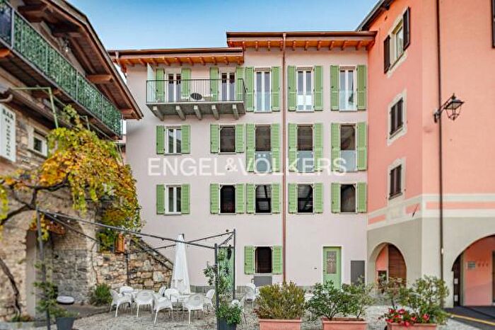 Appartamento monolocale in vendita in Piazza Camillo Benso di Cavour, Claino Con Osteno