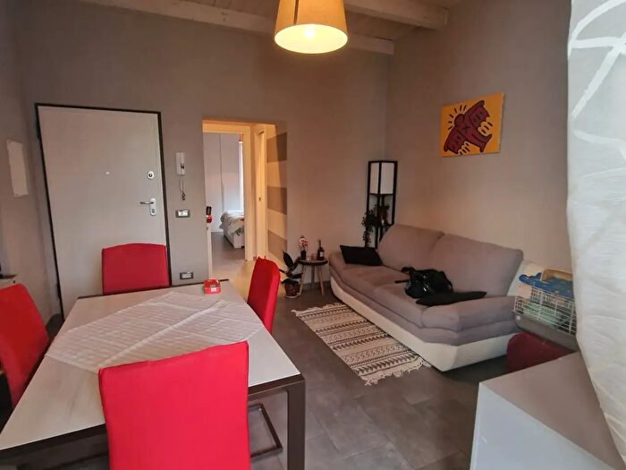 Appartamento bilocale in affitto in Strada Statale, Sarzana