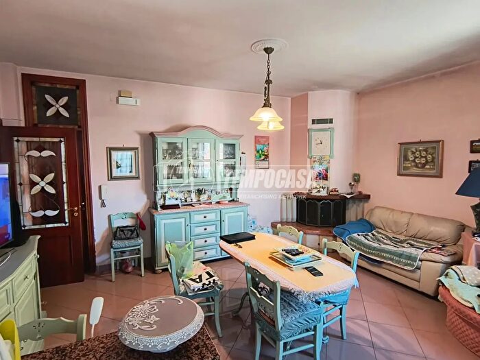 Appartamento con 6 locali in vendita in Via Antonio Gramsci, Atripalda