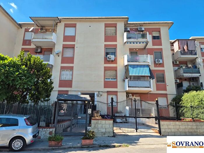 Appartamento con 5 locali in vendita in Palermo