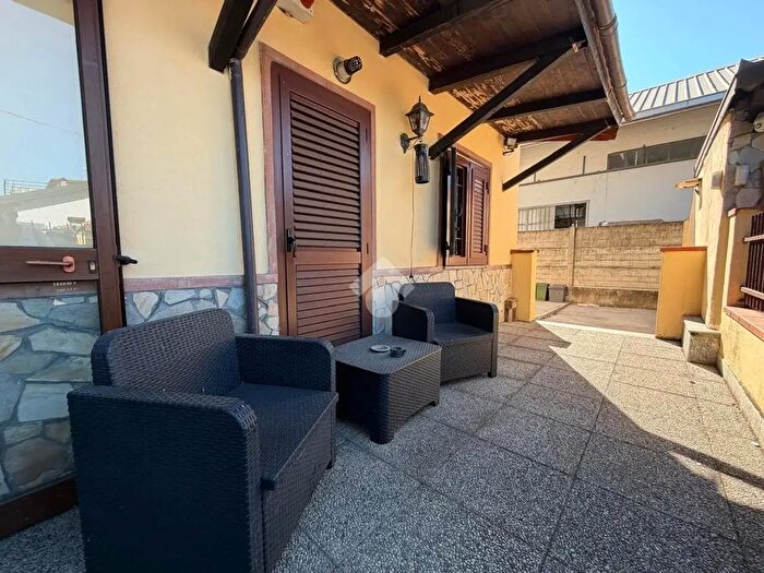 Casa bilocale in vendita in Via Motta Visconti, Casorate Primo