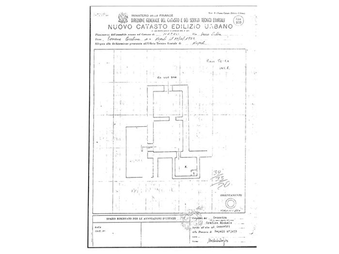 Appartamento trilocale in vendita in Via Lucio Silla, Napoli
