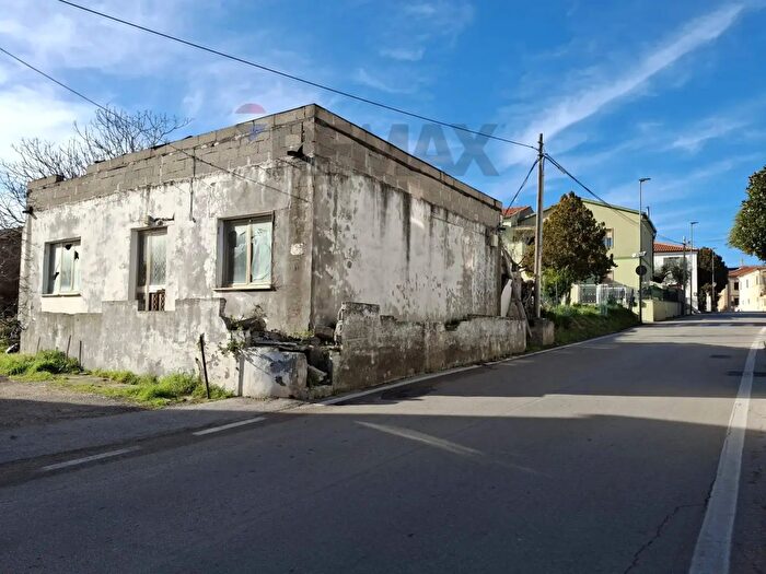 Casa con 7 locali in vendita in Pescara