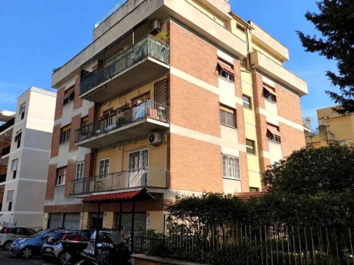 Appartamento bilocale in vendita in Via Alessandro dAncona, Roma