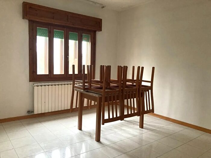 Appartamento con 5 locali in affitto in Papozze Via P Togliatti, Papozze