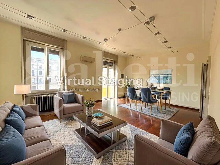 Appartamento con 6 locali in vendita in Via Nardi, Modena