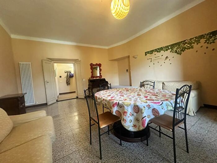 Appartamento quadrilocale in affitto in Via Ramazzani, Arcevia