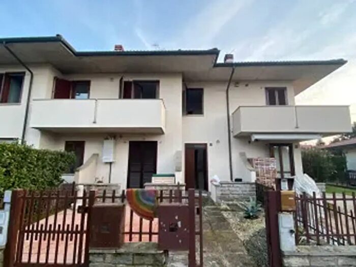 Appartamento con 5 locali in vendita in Via Donatori di Sangue, Palazzolo SullOglio