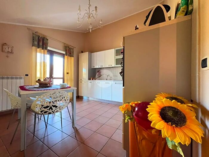 Appartamento quadrilocale in vendita in Contrada Petraro, Rose