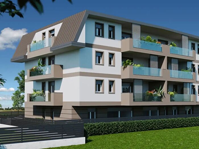 Case in Vendita e in Affitto - 3