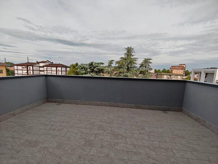 Casa bilocale in affitto in Via Giuseppe Calestani, Villetta, Parma