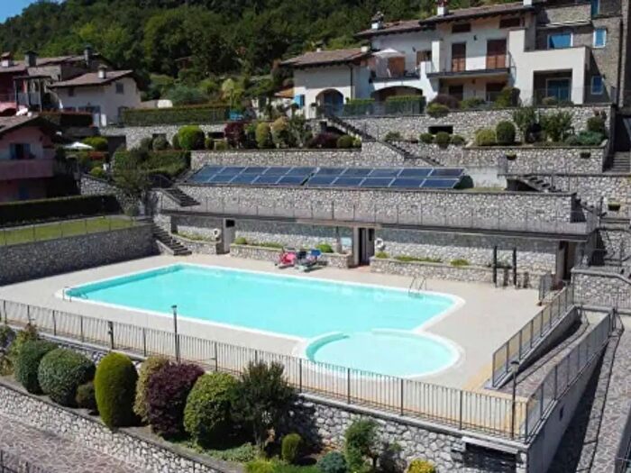Appartamento con 5 locali in vendita in Via al Poggio, Ranzanico