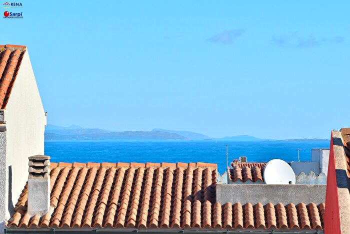 Appartamento trilocale in vendita in Via Roma, Santa Teresa Gallura