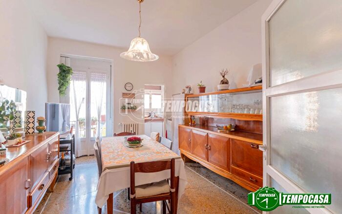 Appartamento trilocale in vendita in Via Domenico Millelire, Milano