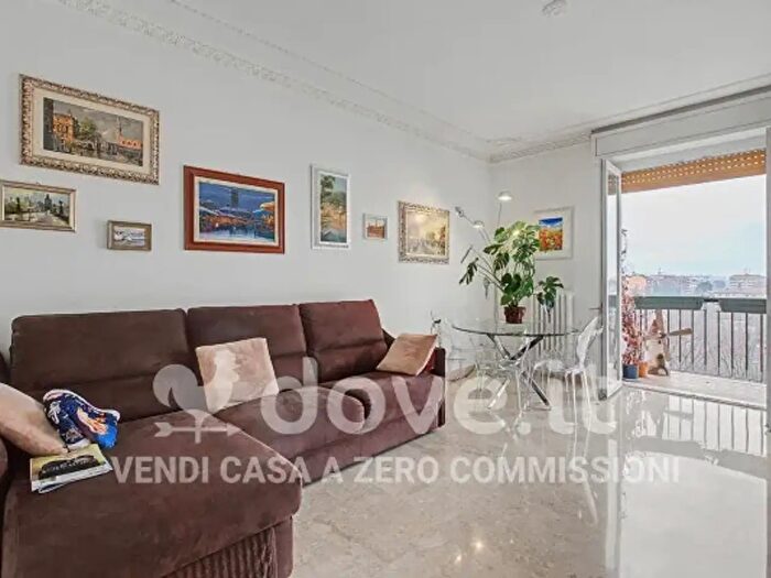 Appartamento quadrilocale in vendita in Via Francesco Primaticcio, Milano