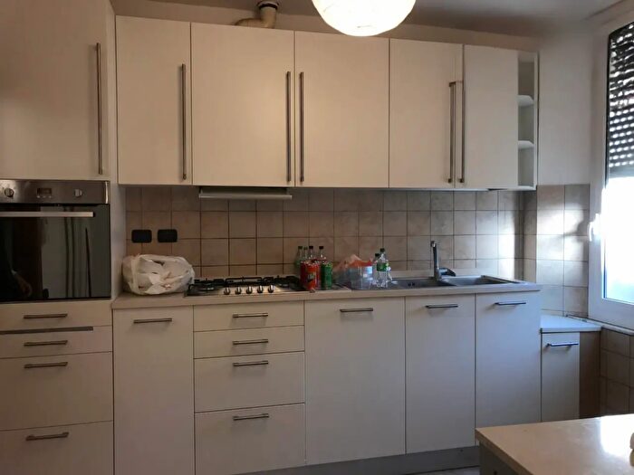 Appartamento con 5 locali in vendita in Quartiere Adriatico, Ancona