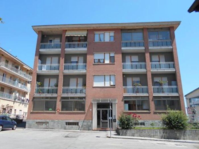 Appartamento quadrilocale in vendita in Largo Dino Buffa, Luserna San Giovanni