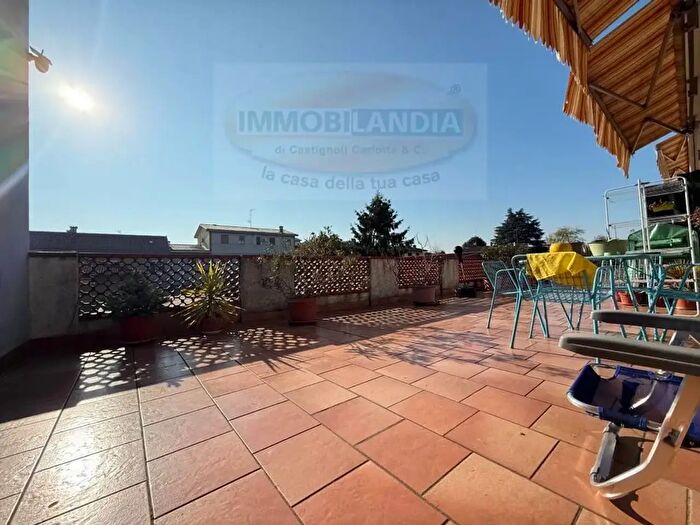 Casa trilocale in vendita in Peschiera Borromeo