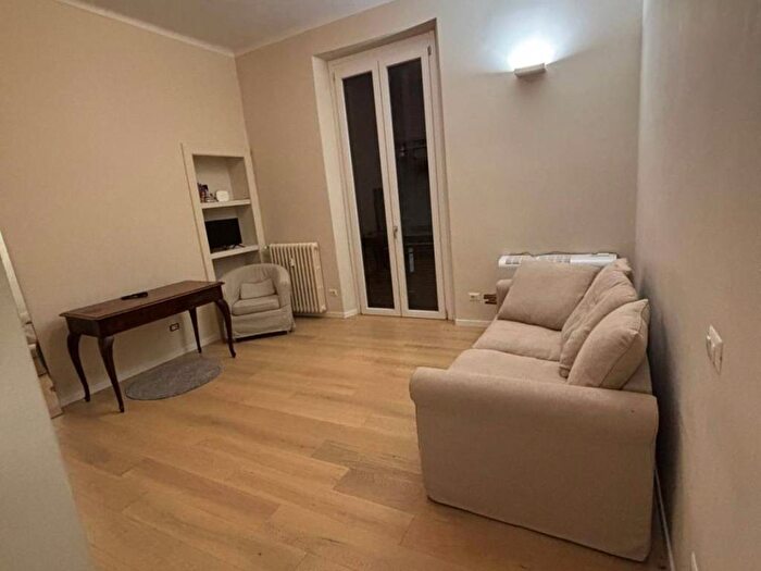 Appartamento monolocale in affitto in Via Giovanni Pascoli, Città Studi, Milano