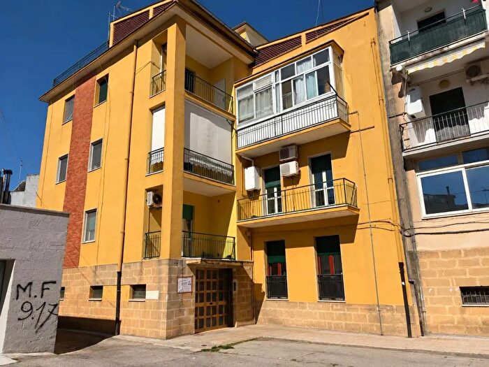 Appartamento trilocale in vendita in Vico Maggi, Francavilla Fontana