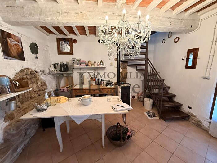 Casa trilocale in vendita in Vitellino, Castiglione Del Lago