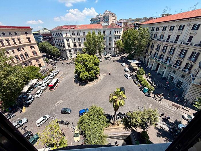 Appartamento monolocale in affitto in Piazza Vanvitelli, Vomero, Napoli