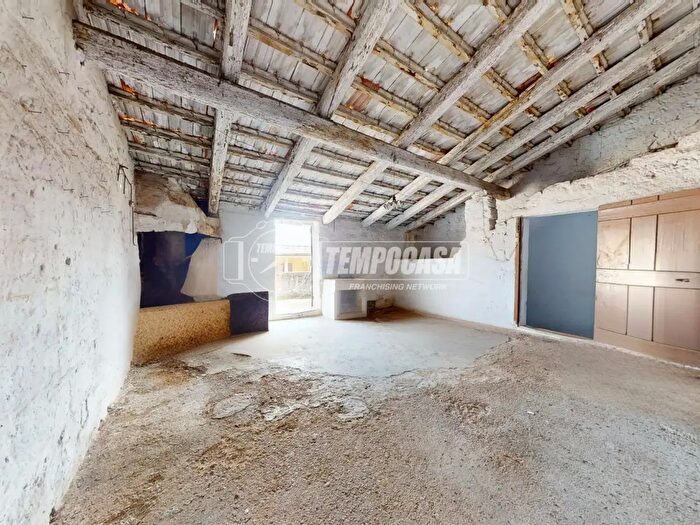 Casa bilocale in vendita in Via Pergole, Casamassima