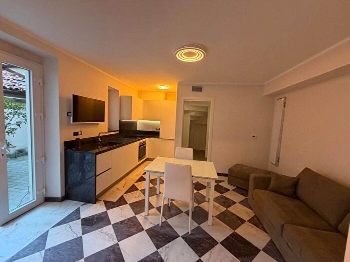 Appartamento bilocale in affitto in Corso Vittorio Emanuele II, Via della Rocca, Torino