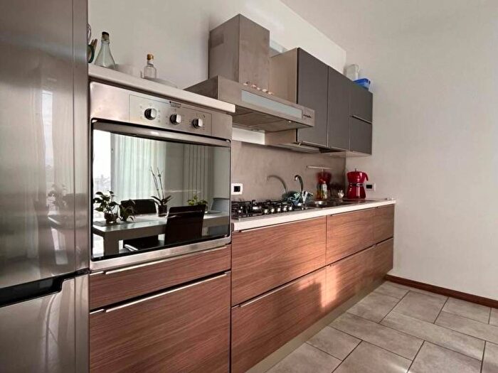 Appartamento trilocale in affitto in Treglio