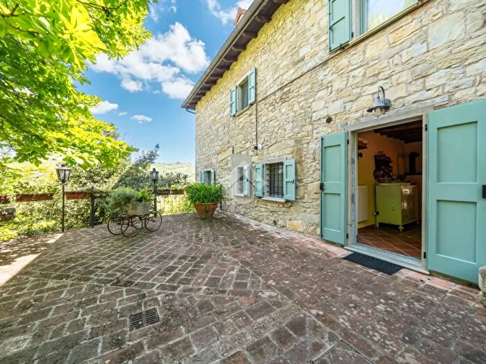 Casa con 9 locali in vendita in Via Casa Fenocchi, Serramazzoni