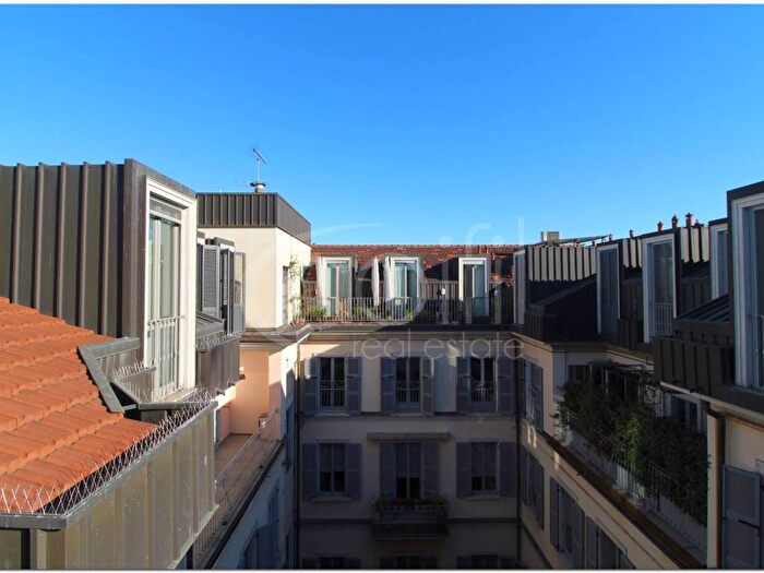 Casa bilocale in affitto in Foro Buonaparte, Cadorna Castello, Milano
