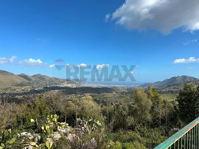 Casa quadrilocale in vendita in Contrada Montagnola, Monreale