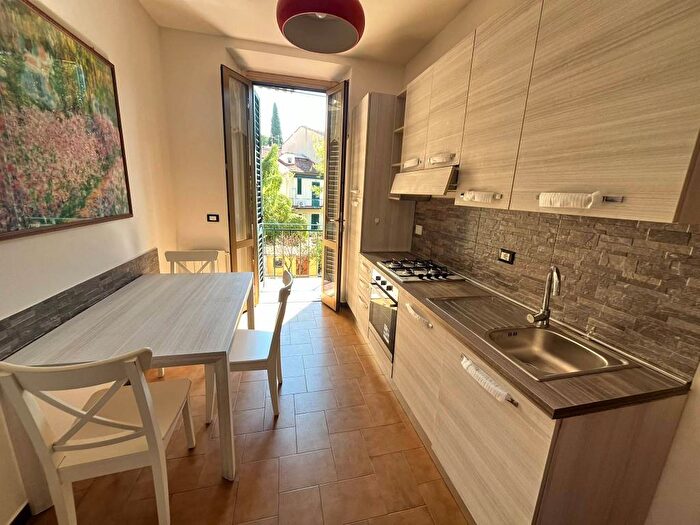 Appartamento trilocale in affitto in Via Giuseppe Mazzoni, Careggi Rifredi Dalmazia, Firenze