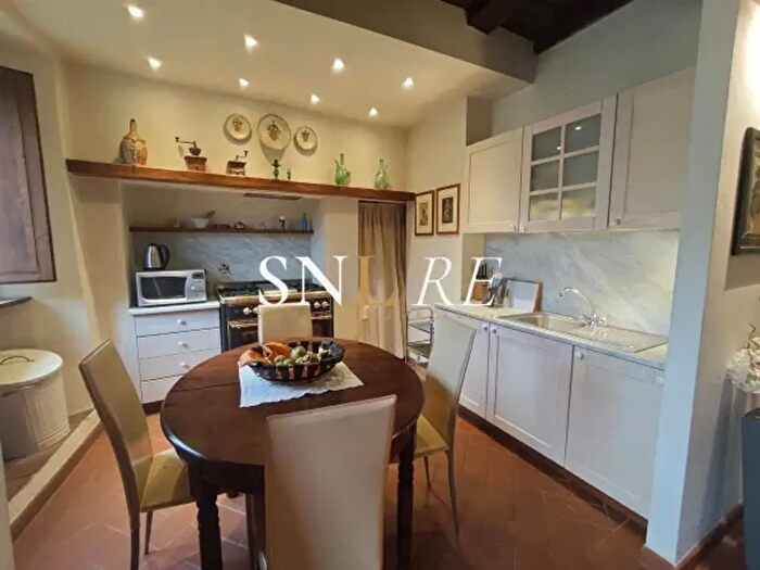 Appartamento quadrilocale in vendita in Ponte Vecchio, Firenze