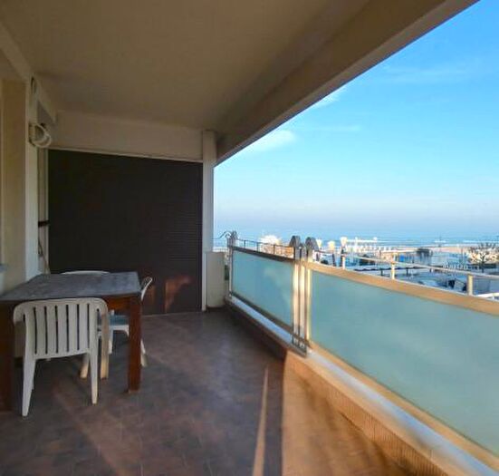 Appartamento quadrilocale in affitto in Viale Milano, Riccione