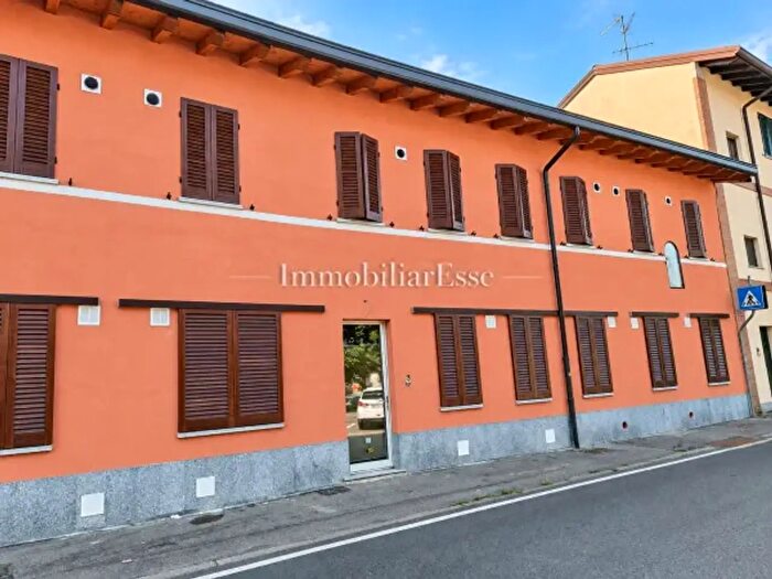 Appartamento quadrilocale in vendita in Via Armando Diaz, Peschiera Borromeo