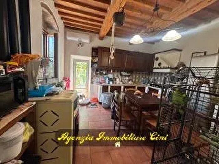 Casa quadrilocale in vendita in Collesalvetti