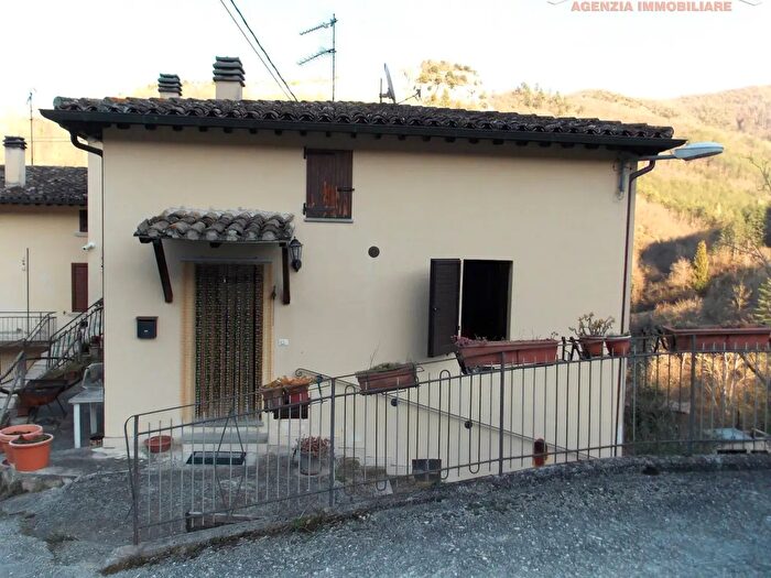 Casa con 6 locali in vendita in Via Rete, Acquasanta Terme