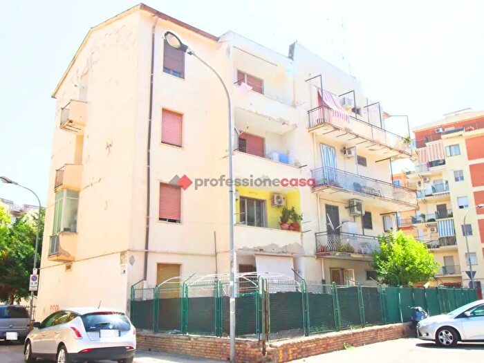 Appartamento trilocale in vendita in Viale degli Aviatori, Foggia