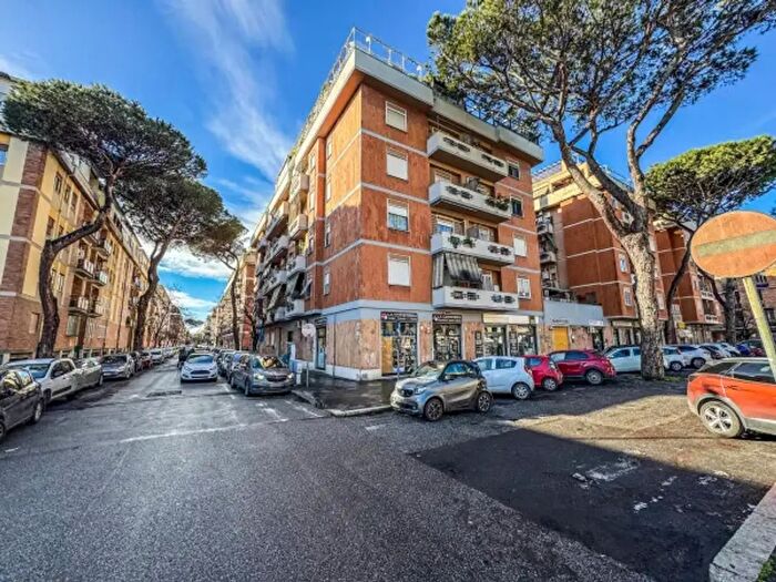 Appartamento bilocale in vendita in Via Angelo Olivieri, Roma