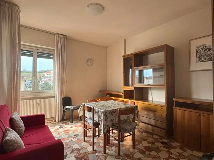 Appartamento trilocale in affitto in Viale Ottavio Marchino, Casale Monferrato