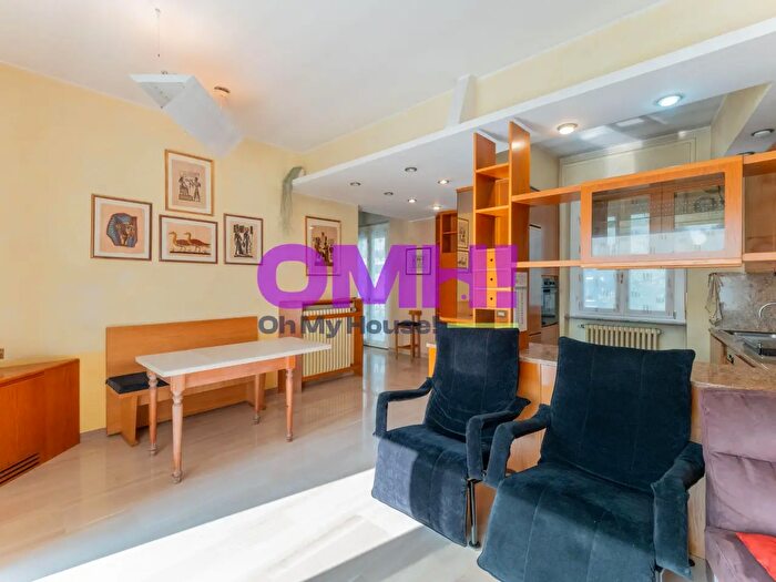 Appartamento con 5 locali in vendita in Via della Vittoria, Samarate